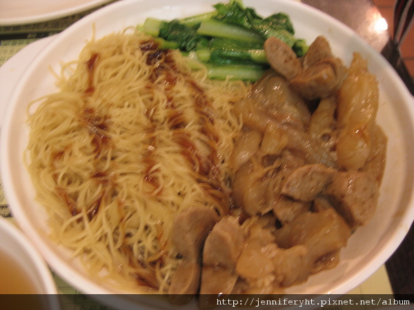 牛筋丸撈麵 牛筋丸撈麵