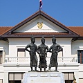 3 2 Three Kings Monument.JPG