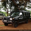 1 2 Kenya safari vehicle.JPG