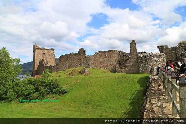 3 4 Urquhart Castle (1).JPG