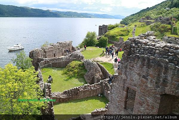 3 4 Urquhart Castle (3).JPG