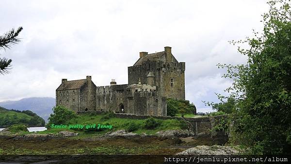 4 2 Eilean Donan Castle (1).JPG