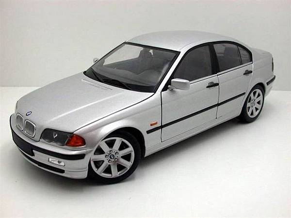 1/18 BMW 3 series