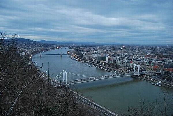 西西橋,鏈橋,以及瑪格麗特橋