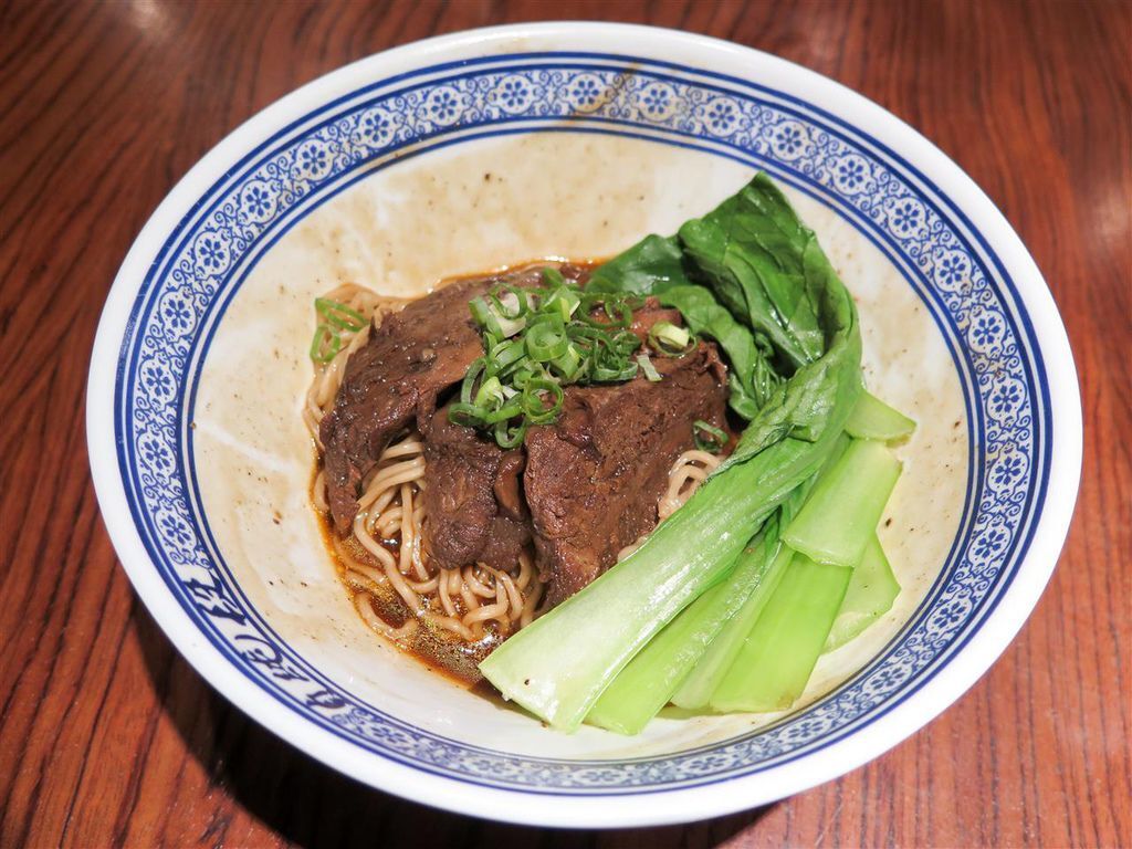 IMG_9233-2.jpg IMG_9233-2.jpg