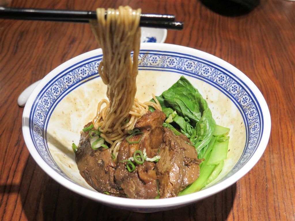 IMG_9237-2.jpg IMG_9237-2.jpg