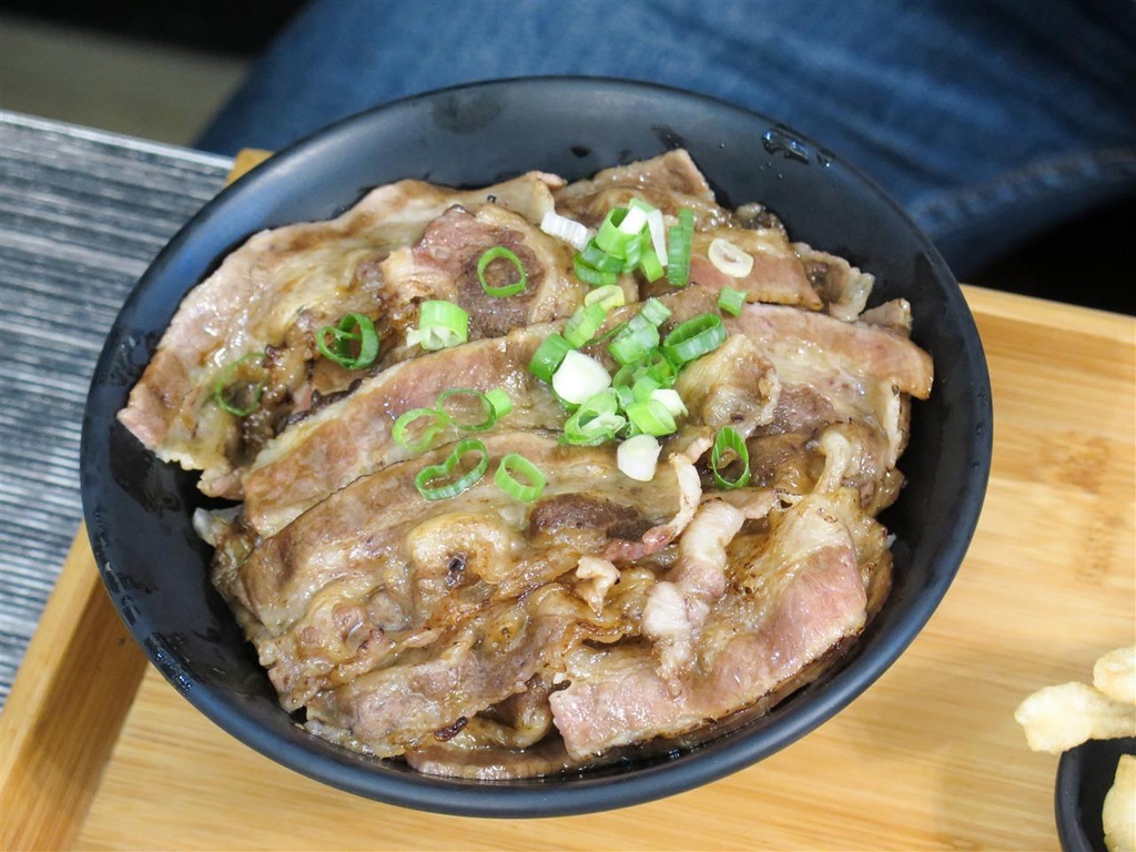 IMG_2607-2.jpg IMG_2607-2.jpg