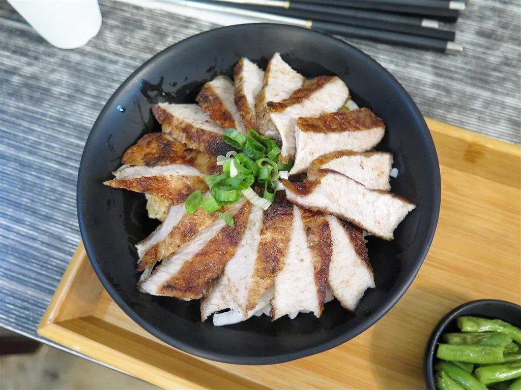 IMG_2612-2.jpg IMG_2612-2.jpg