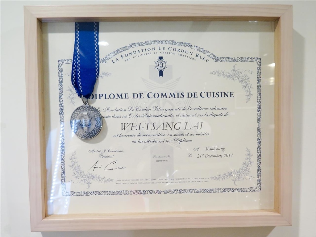 IMG_3553-2.jpg IMG_3553-2.jpg