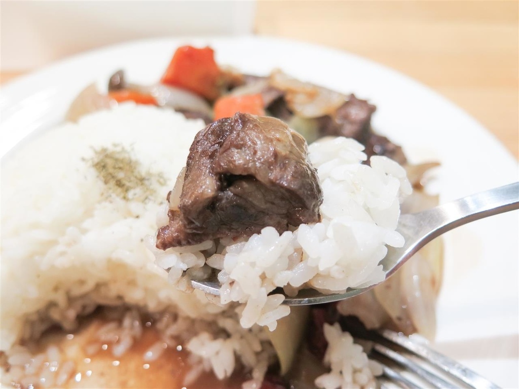 IMG_3570-2.jpg IMG_3570-2.jpg