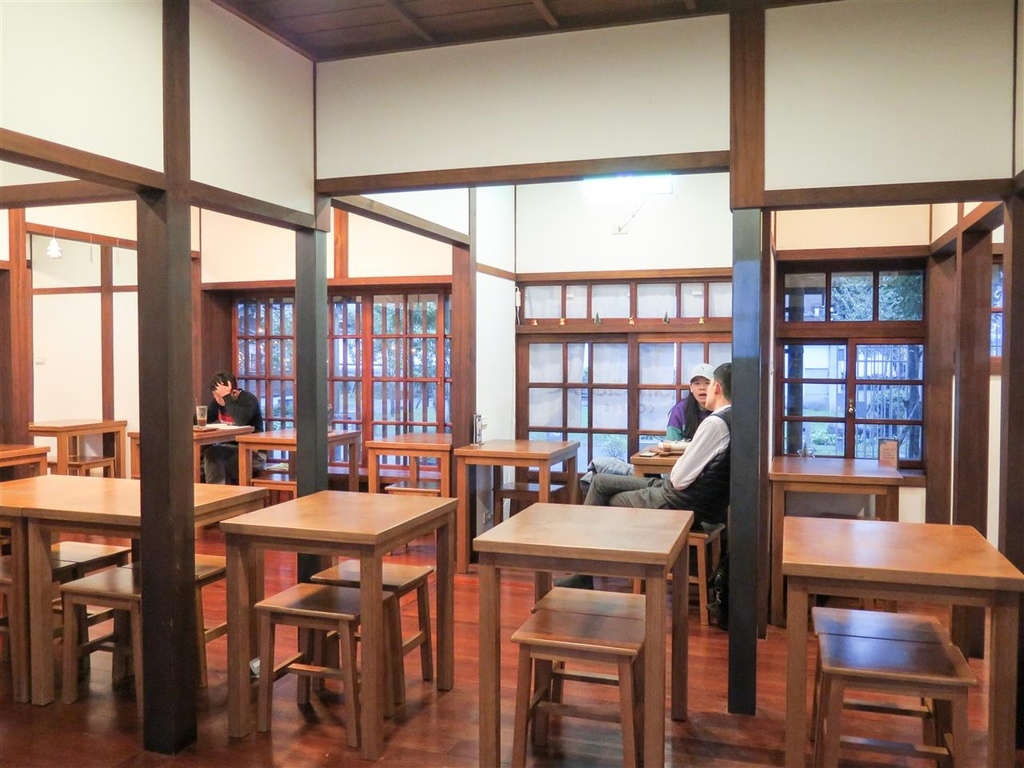 IMG_3837-2.jpg IMG_3837-2.jpg