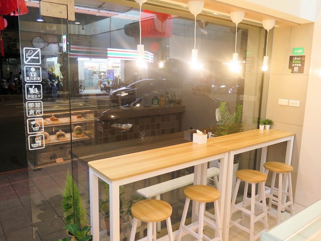 IMG_8050-2.jpg IMG_8050-2.jpg