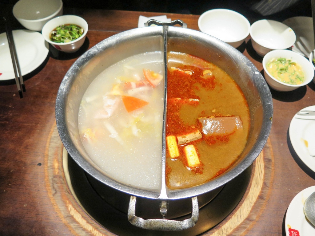 [食記][高雄市] 鼎王麻辣鍋 高雄七賢店