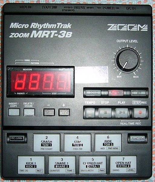 Zoom MRT-3B正面