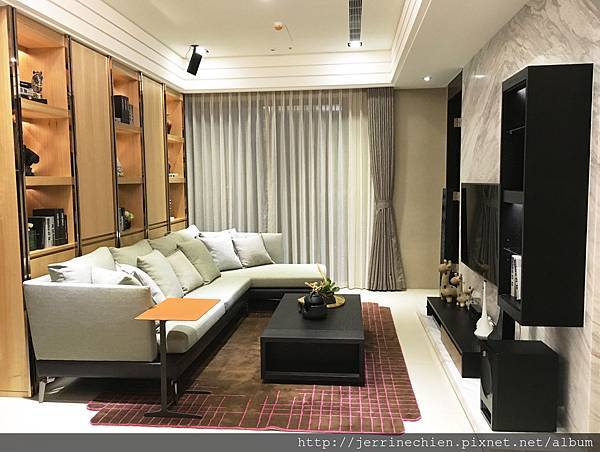 D.客廳(H82-A1F23) (4).JPG