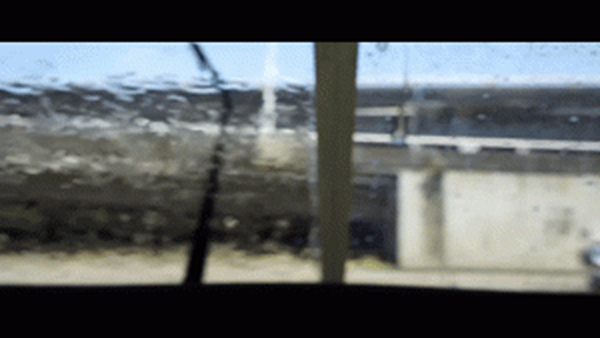 汽車擋風玻璃要如何清洗