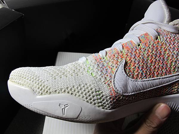 Kobe 11 elite low shop white horse
