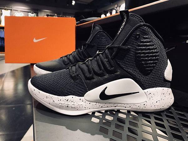 Hyperdunk x xdr store