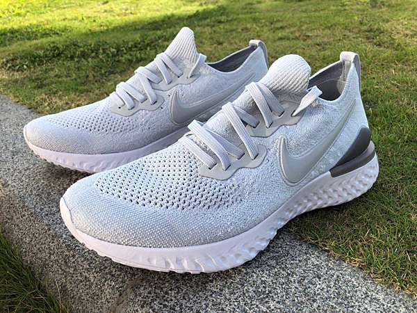 nike epic react flyknit 2 späti