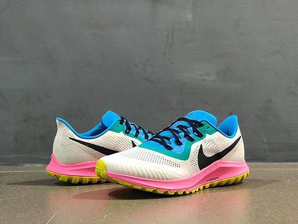 nike zoom pegasus 36