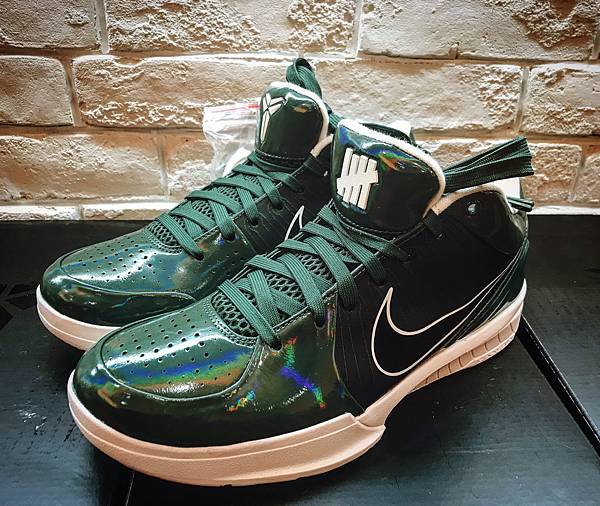JB kobe IV Protro Undefeated Giannis Antetokounmpo
