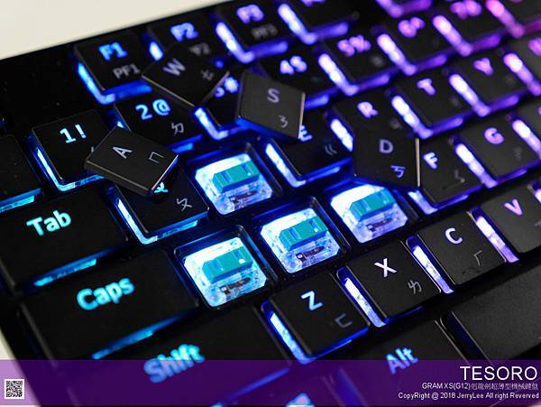 gramxs-1.jpg gramxs-1.jpg