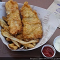 來這一定要吃ㄧ下的 Fish & Chips