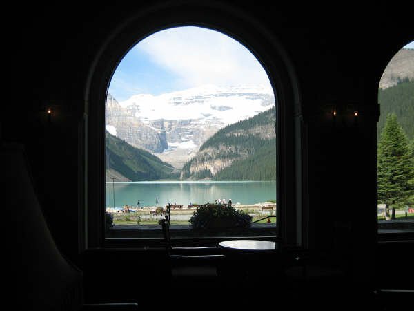 世界之窗in The Fairmont Chateau Lake Louise, Alberta