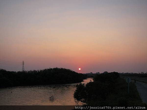 夕陽正要落下