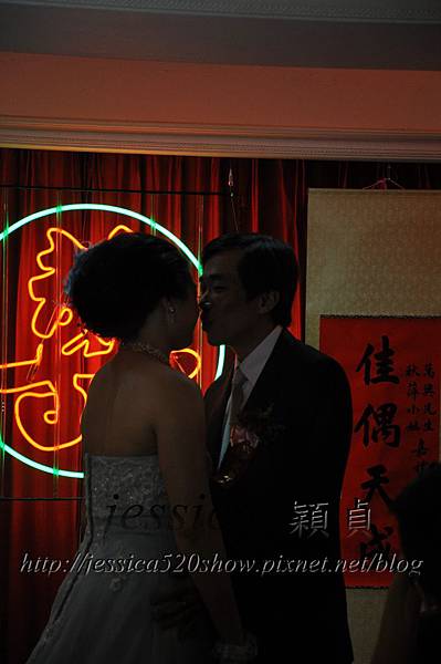 2011-11-19秋萍姐結婚040jessica show.jpg