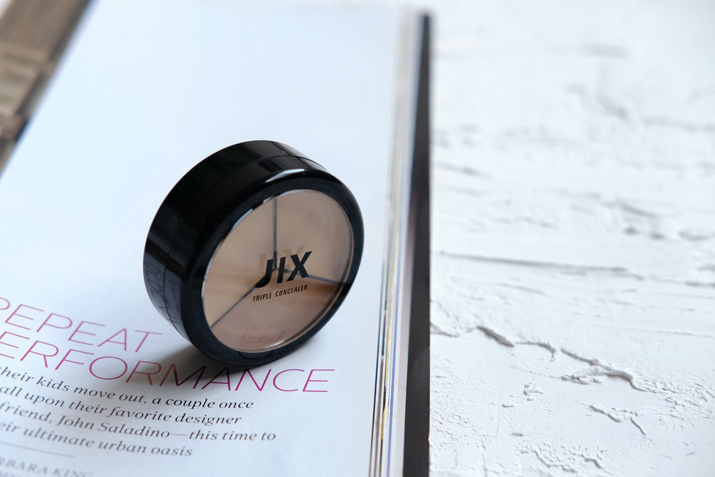 JX concealer.jpg