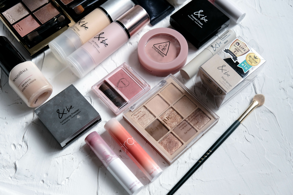 <美妝>♥♥2023 CACA年度愛用彩妝賞，超＿系年度清單