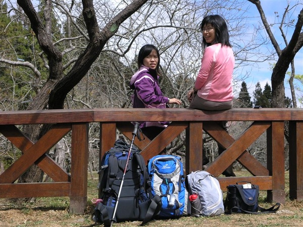 09.2.28~3.1 阿里山之旅--瘋狂拍~拍~拍 (來自舒婷的相機) 014.jpg