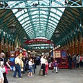 apple market, covent garden裡的創意市集