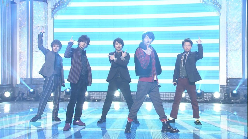 [lwtnbmy] 嵐 - Troublemaker (Best Artist 2012 2012.11.28)_201211282255