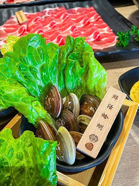 「花蓮美食」《串串門子鴛鴦鍋》｜擼串火鍋花蓮就吃的到!!!!