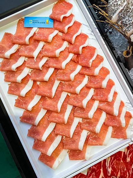 「高雄美食」《 RINKA梨花A5和牛放題 》|高雄最浮誇火 「高雄美食」《 RINKA梨花A5和牛放題 》|高雄最浮誇火