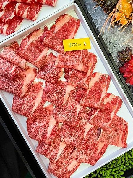 「高雄美食」《 RINKA梨花A5和牛放題 》|高雄最浮誇火 「高雄美食」《 RINKA梨花A5和牛放題 》|高雄最浮誇火