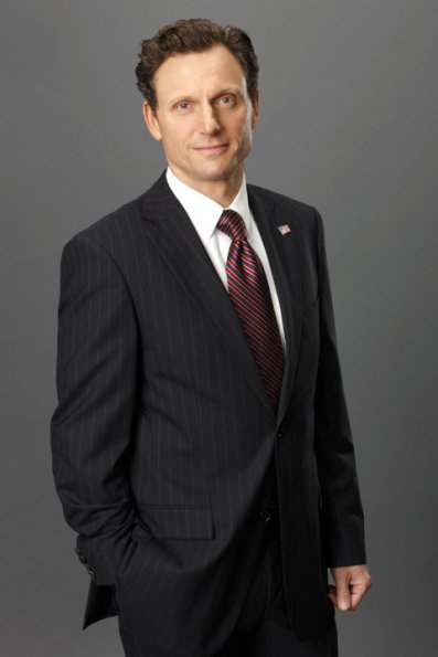 Promotional-Pictures-scandal-abc-24015569-397-595