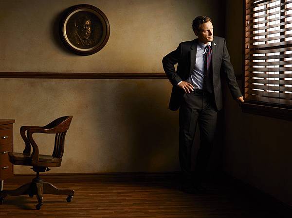 S2 promo pic - Fitz Grant 02