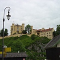 遠瞰Schloss Hohenschwangau.JPG