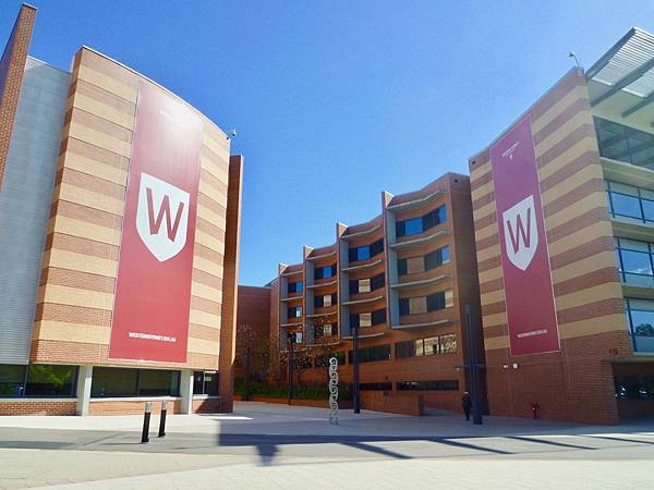 澳洲-景点大学| [AU-University]＋University of Western Sydney ＠ Sydney @ UWS  Parramatta South Campus（澳洲教育- 西悉尼大学。古蹟遗址Jacaranda写真＠ 雪梨＠ Parramatta南校区@  跟緁俙散步南半球