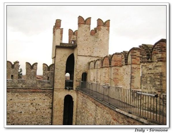 sirmione_rucca1.jpg