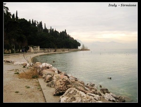 sirmione_shore1.jpg