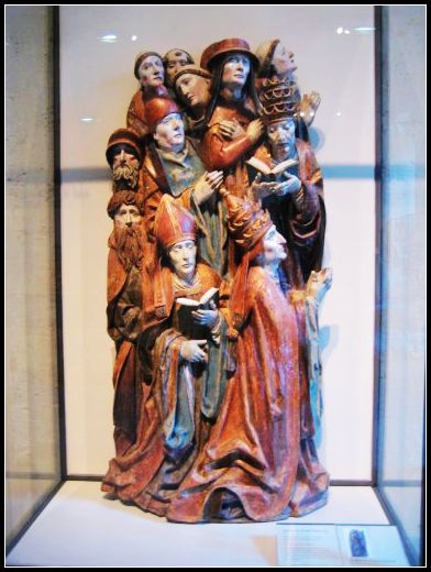 Musee louvre_German Sculpture middAge1.jpg
