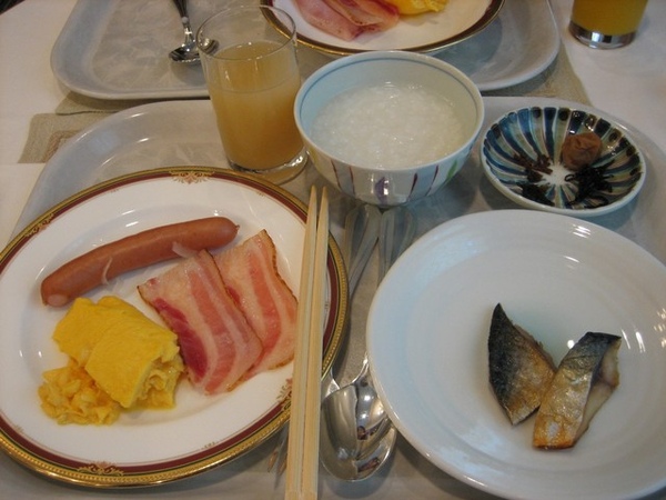丹哈格的早餐,日西式自助餐,不錯吃~