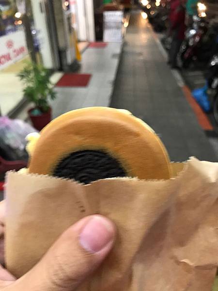 （東區點心）東區高人氣車輪餅 獨特Oreo口味酥脆濃郁-玉里