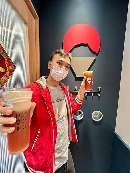 LINE_ALBUM_202261 _1_220601_9.jpg LINE_ALBUM_202261 _1_220601_9.jpg