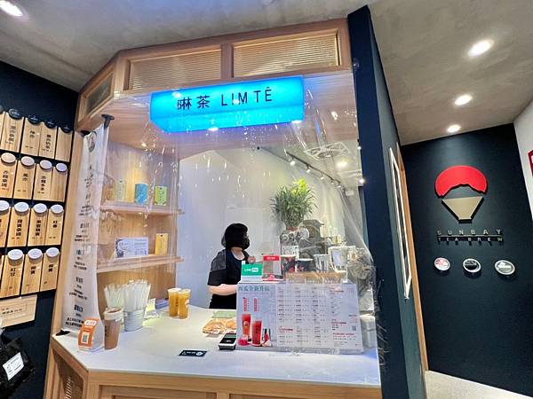 LINE_ALBUM_202261 _1_220601_8.jpg LINE_ALBUM_202261 _1_220601_8.jpg