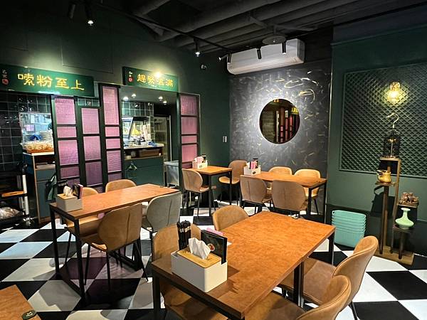 LINE_ALBUM_2022104 _1_221004_1.jpg LINE_ALBUM_2022104 _1_221004_1.jpg